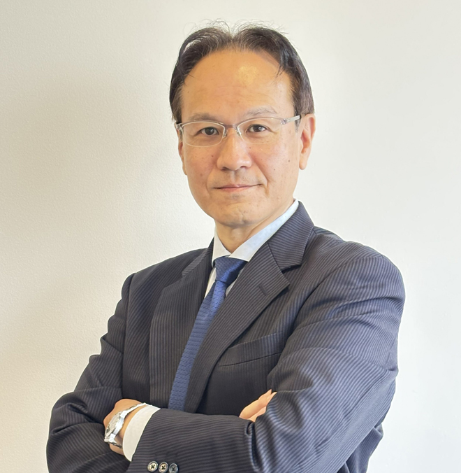 代表取締役社長　坂井万城